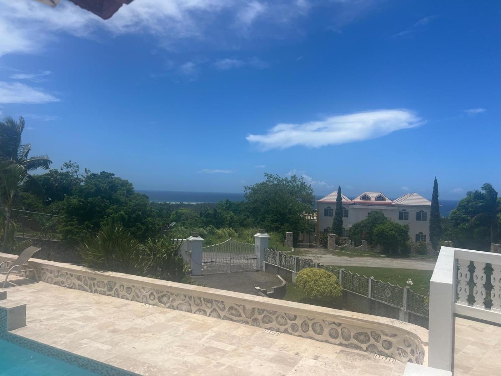 Ironshore Seaview Apartamento Montego Bay Exterior foto
